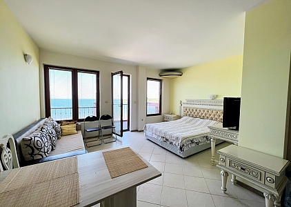 Квартира с фронтальным видом на первой линии. Foto 2