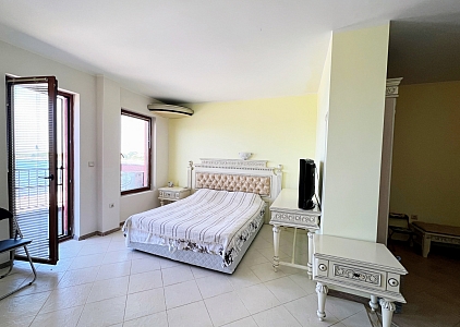 Квартира с фронтальным видом на первой линии. Foto 3