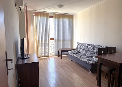 Двухкомнатная квартира в хорошем комплексе. Фото 15