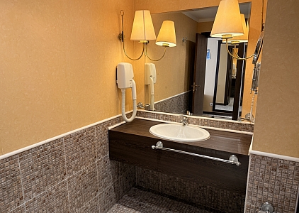 Großes Studio-Apartment in einem luxuriösen Komplex direkt am Wasser zu vermieten.. Foto 16