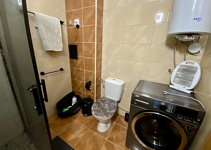 Geräumige Wohnung mit neuen Möbeln in einem Familienkomplex in der Gegend von Kosharitsa. Foto 11