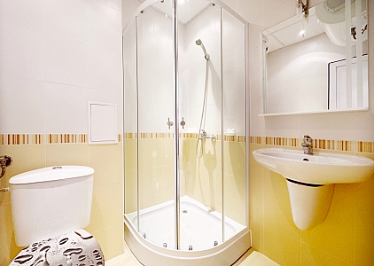 Красива квартира з видом на басейн у пішій доступності до моря . Фото 11