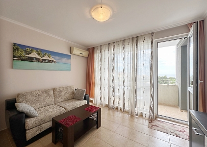 Красива квартира з видом на басейн у пішій доступності до моря . Фото 13