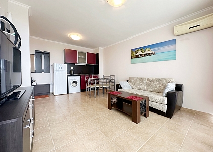 Красива квартира з видом на басейн у пішій доступності до моря . Фото 14