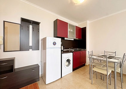 Красива квартира з видом на басейн у пішій доступності до моря . Фото 15