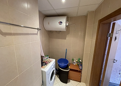 Недорогая трехкомнатная квартира с двумя ванными комнатами . Foto 27