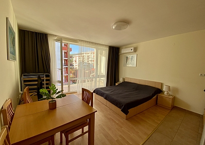 Studio 50 Meter vom Meer entfernt mit atemberaubender Aussicht. Foto 2 Studio 50 Meter vom Meer entfernt mit atemberaubender Aussicht. Foto 2