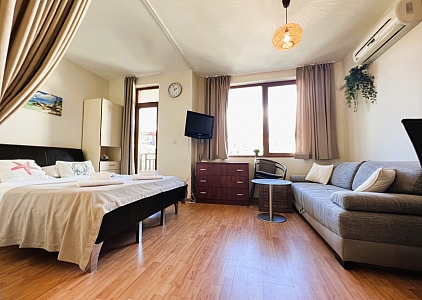 Großes Studio in einem Luxuskomplex in der ersten Reihe. Foto 2