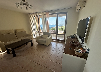 Apartmán s výhledem na moře ve velkém komplexu. Foto 22