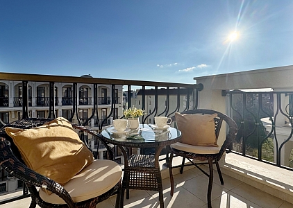 Byt v luxusním komplexu. Foto 11