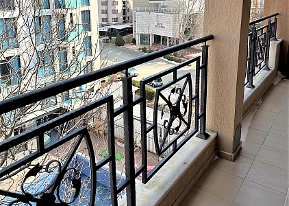 Nice apartment in a nice complex. Photo 2
