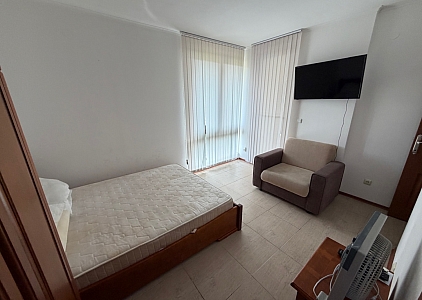 Apartament w dużym kompleksie domków na zboczu góry. Zdjęcie 9