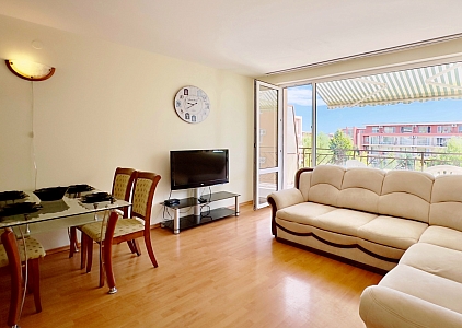 Apartment with pool view in excellent complex. Photo 2 Apartment with pool view in excellent complex. Photo 2