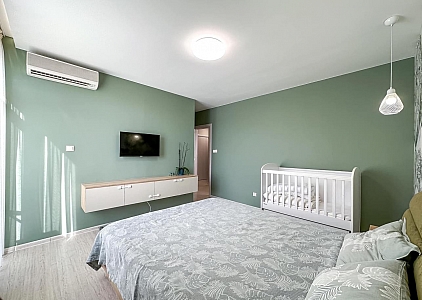 Luxury apartment with 3 bedrooms on the first line. Photo 8 Luxury apartment with 3 bedrooms on the first line. Photo 8