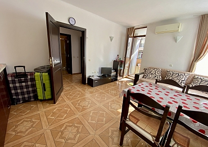 Two-room apartment in an excellent complex. Photo 11