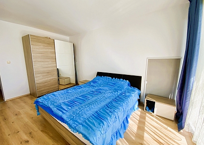 Велика двокімнатна квартира з видом на море. Фото 15