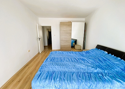 Велика двокімнатна квартира з видом на море. Фото 6