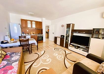 Велика двокімнатна квартира з видом на море. Фото 14