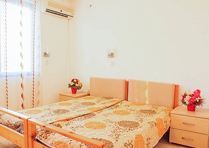 Отличная квартира у моря в курорте Святой Влас. Фото 9