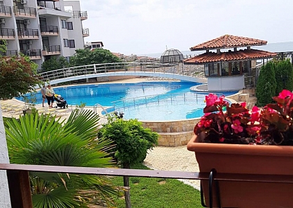 Luxurious apartment with frontal sea views on the first line. Photo 12