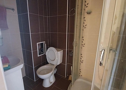 Inexpensive apartment in a residential building without a fee. Photo 12