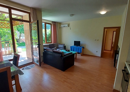 Große Wohnung mit Innenhof in der ersten Reihe im SPA-Komplex. Foto 2