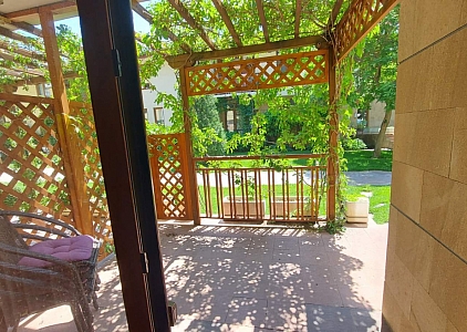 Große Wohnung mit Innenhof in der ersten Reihe im SPA-Komplex. Foto 4