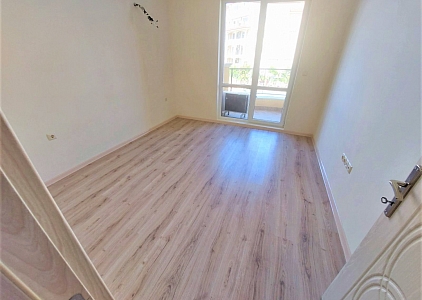 Новая квартира с видом на бассейн в красивом комплексе в РАССРОЧКУ. Фото 15