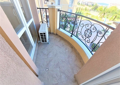 Новая квартира с видом на бассейн в красивом комплексе в РАССРОЧКУ. Фото 14