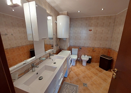 Duży apartament ze wspaniałym widokiem na morze w pierwszej linii. Zdjęcie 33 Duży apartament ze wspaniałym widokiem na morze w pierwszej linii. Zdjęcie 33