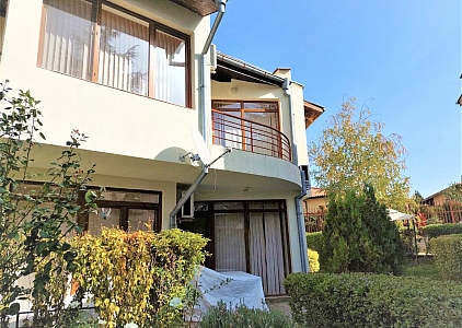 Большой дом с пятью спальнями в большом комплексе в 3 км. от моря. Foto 7