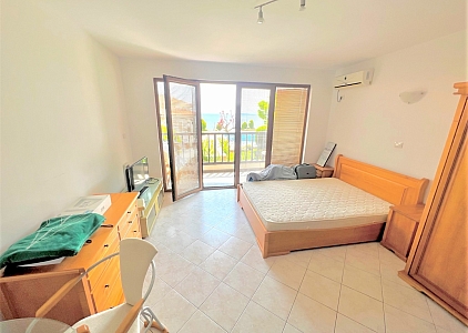 Large studio with beautiful sea views. Photo 13 Large studio with beautiful sea views. Photo 13