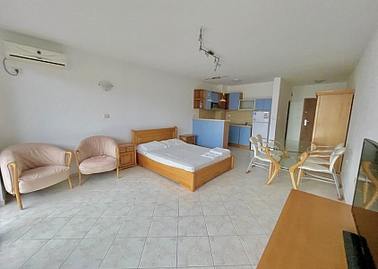 Large studio with beautiful sea views. Photo 2 Large studio with beautiful sea views. Photo 2