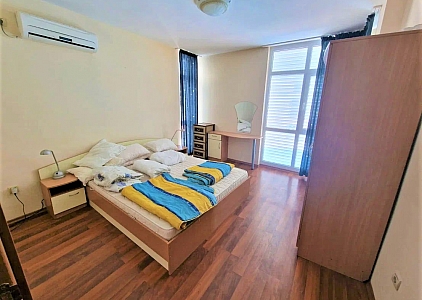 Spacious one-bedroom apartment in a beautiful complex. Photo 4