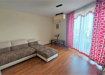 Große Dreizimmerwohnung 150 Meter vom Strand entfernt. Foto 3