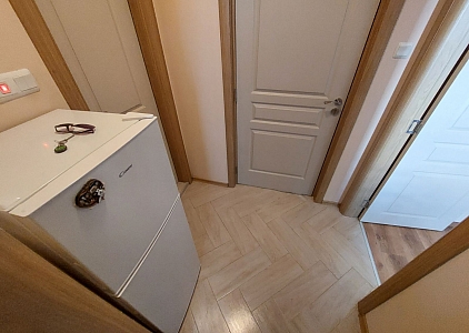 Двухкомнатная квартира в красивом комплексе. Фото 23