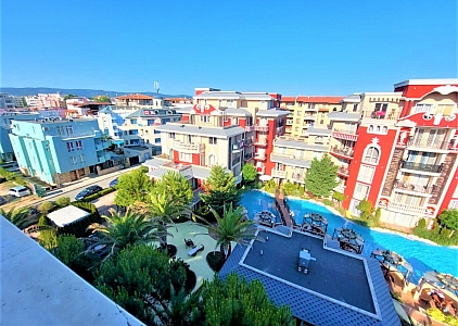 Красивая двухкомнатная квартира на Солнечном берегу. Фото 2