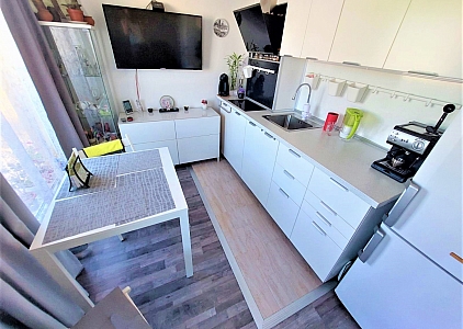 Красивая двухкомнатная квартира на Солнечном берегу. Фото 8