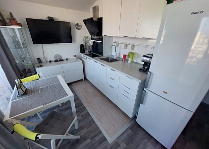 Красивая двухкомнатная квартира на Солнечном берегу. Фото 9