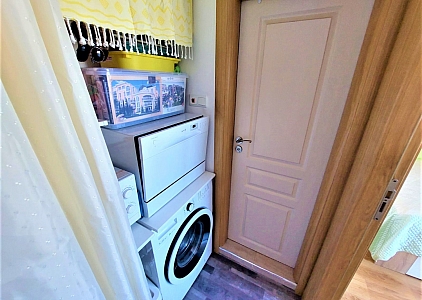 Красивая двухкомнатная квартира на Солнечном берегу. Фото 10