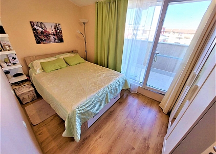 Красивая двухкомнатная квартира на Солнечном берегу. Фото 11