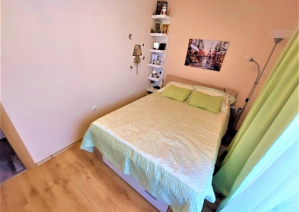 Красивая двухкомнатная квартира на Солнечном берегу. Фото 12