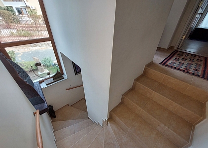 Новый таунхаус с большой лужайкой в отличном комплексе . Foto 42