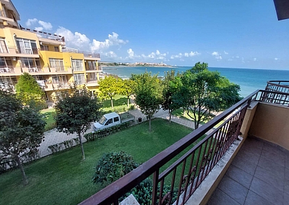 Beautiful apartment with a magnificent sea view on the first line. Photo 12 Beautiful apartment with a magnificent sea view on the first line. Photo 12