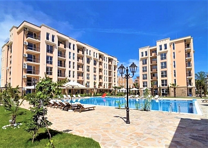 Красивая двухкомнатная квартира в пешей доступности к морю. Фото 9