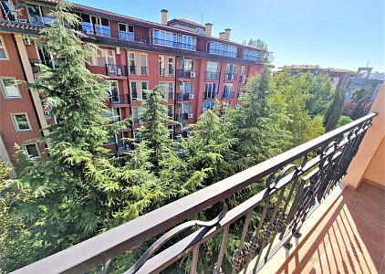 Красивая двухкомнатная квартира в пешей доступности к морю. Фото 8