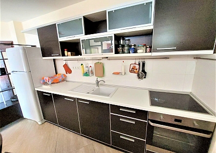 Geräumige Zweizimmerwohnung 150 Meter vom Meer entfernt. Foto 20