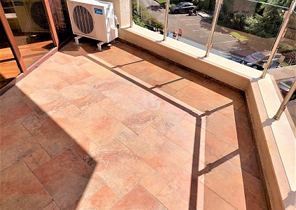 Geräumige Zweizimmerwohnung 150 Meter vom Meer entfernt. Foto 30