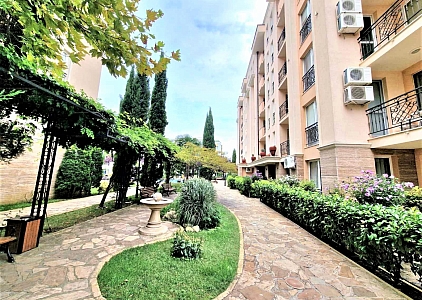 Красивая двухкомнатная квартира в пешей доступности к морю. Фото 22