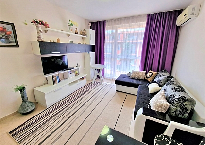 Красивая двухкомнатная квартира в пешей доступности к морю. Фото 2